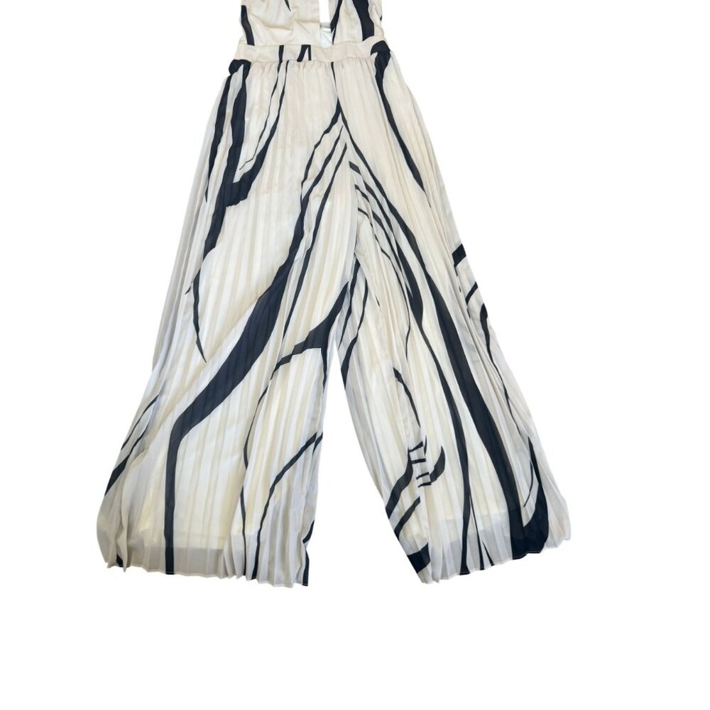 Fashion Nova Tropicana Jumpsuit Large NWT Halter Palazzo Wide Leg Cut Out Sexy - Picture 5 of 9